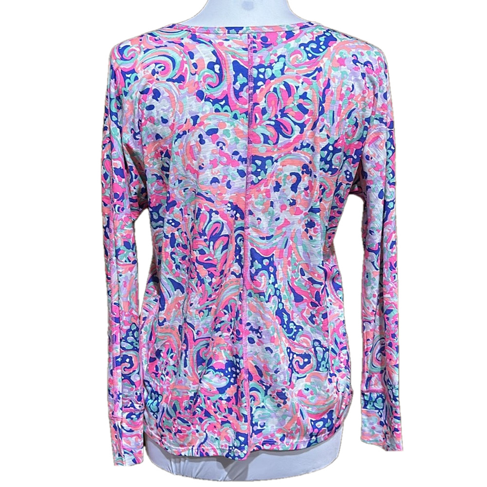 Lilly Pulitzer Women's Luxletic Pink Paisley Long Sleeve Top Size S - EUC - Picture 2 of 5